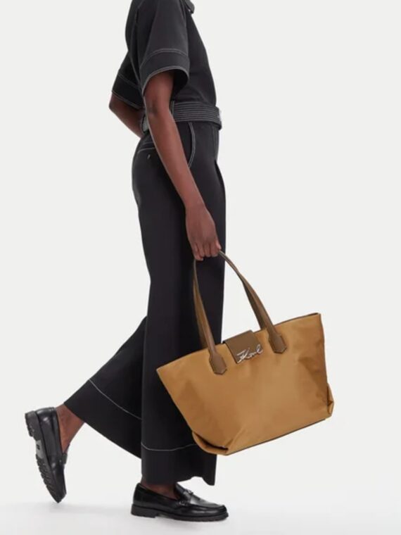BOLSA-NYLON-MEDIANA-COLOR-CAMEL-KARL-LAGERFELD.jpg