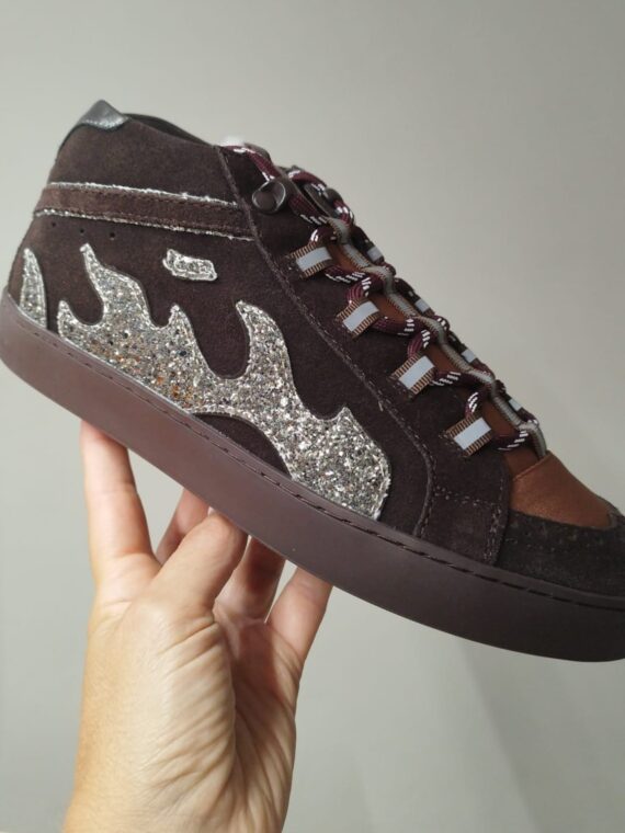 BOTIN-ANTE-MARRON-GLITTER-HUMO.jpg