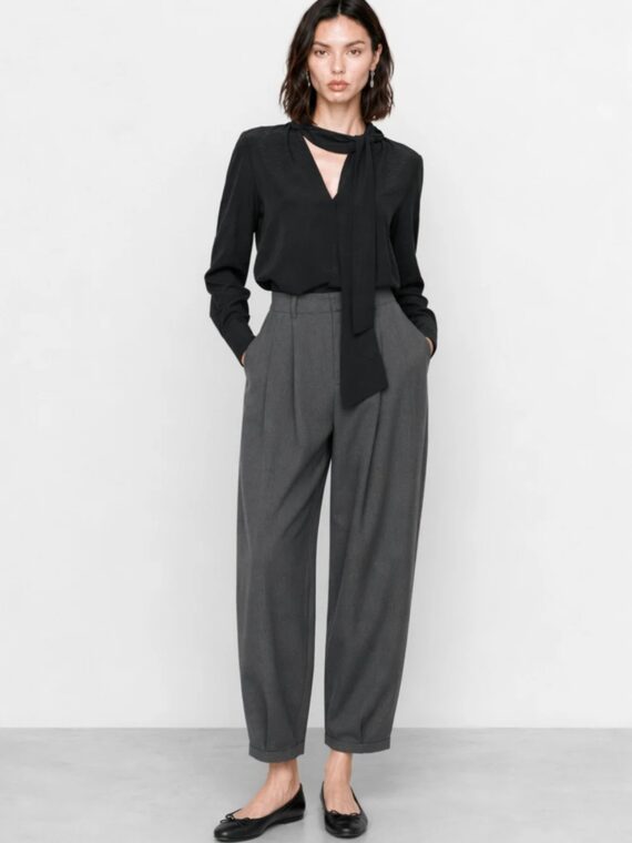 COLMANO-PANTALON-PLIEGUES-GRIS-KOCCA.jpg