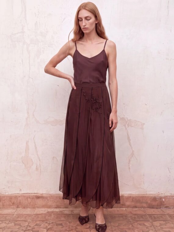 FALDA-DE-TUL-MARRON-IS-COMING.jpg